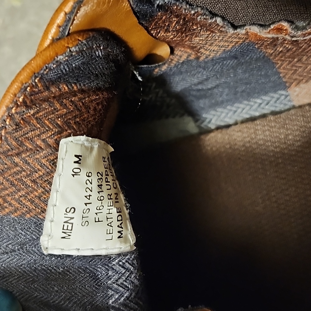 Sperry Men's Two-Tone Leather Boots - Picture 4 of 7